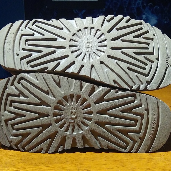 Ugg Duemal short boots - Picture 3 of 5